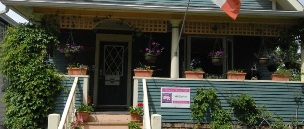 Phoenix House B&B Stettler ภายนอก รูปภาพ